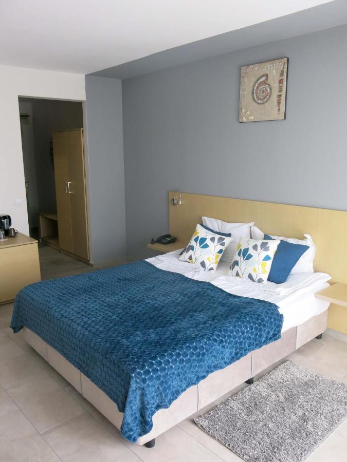 Family Hotel Albizia Beach 바르나 외부 사진