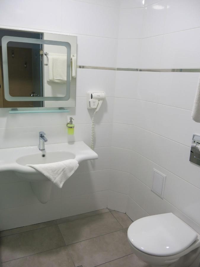 Family Hotel Albizia Beach 바르나 외부 사진