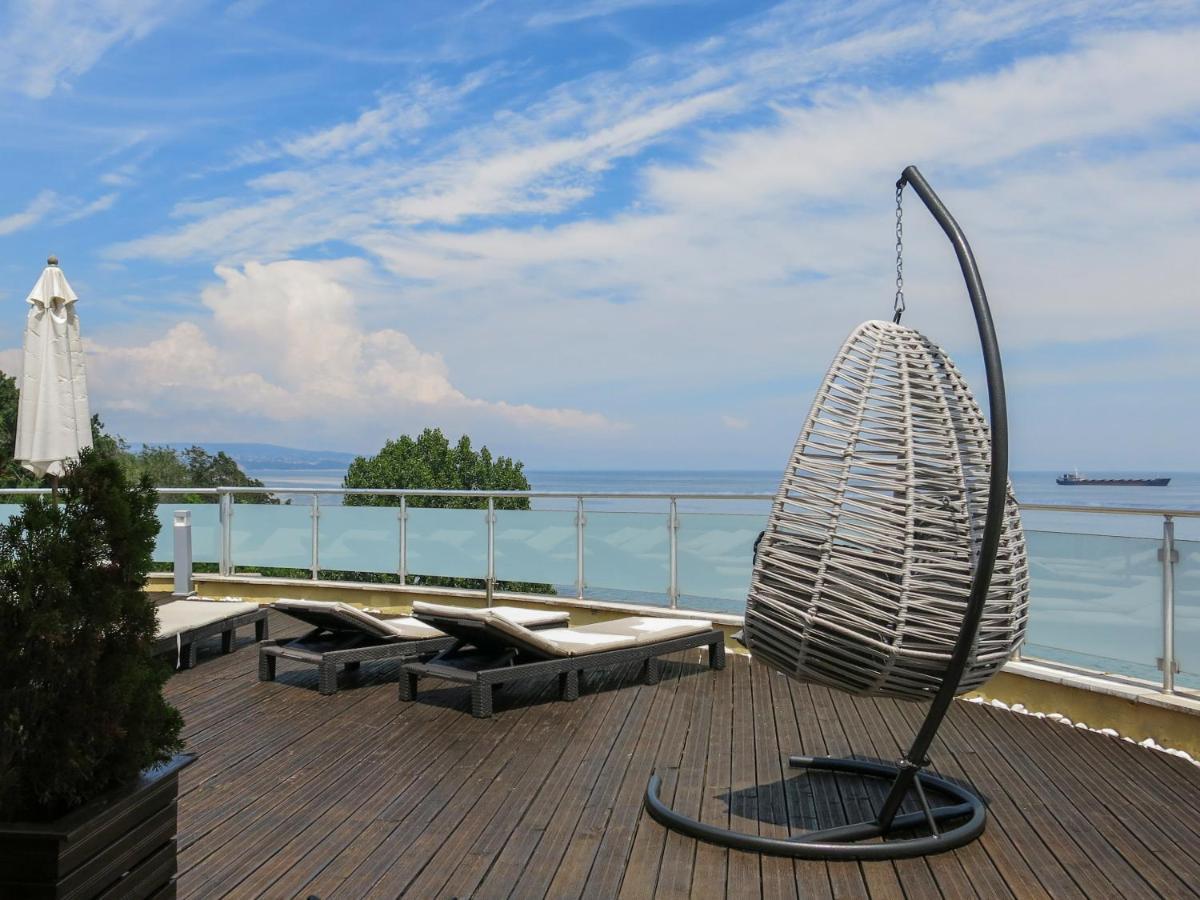 Family Hotel Albizia Beach 바르나 외부 사진