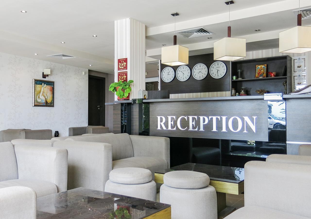 Family Hotel Albizia Beach 바르나 외부 사진