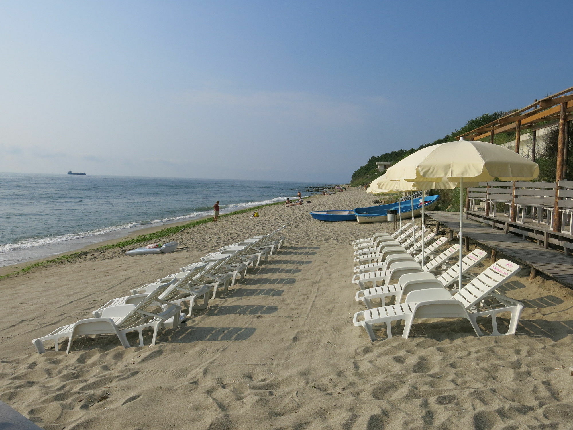 Family Hotel Albizia Beach 바르나 외부 사진
