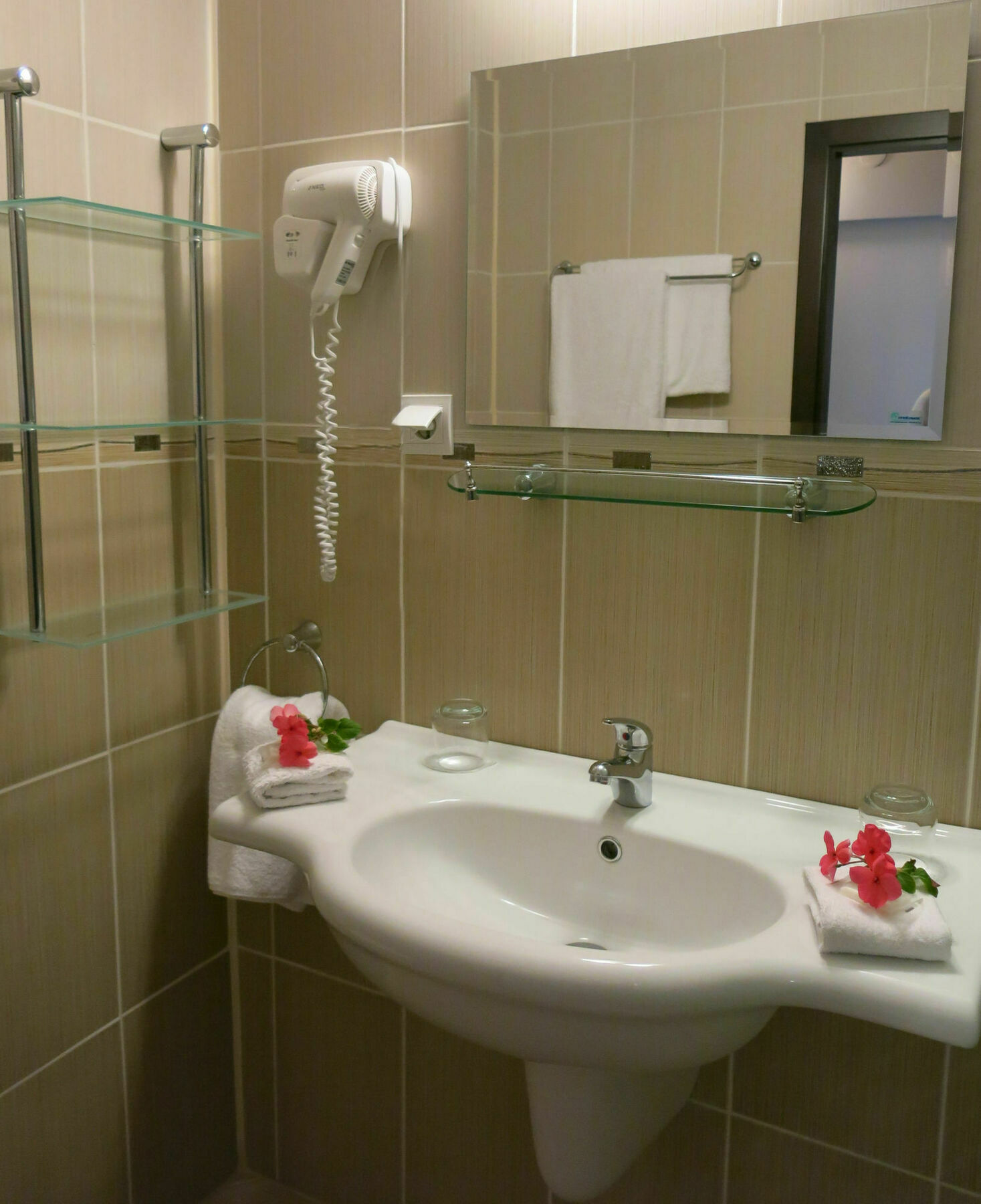 Family Hotel Albizia Beach 바르나 외부 사진
